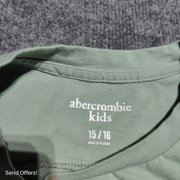 Abercrombie Kids 15/16 Large Green Long Sleeve Shirt Top  Embroidered Moose - Picture 3 of 6